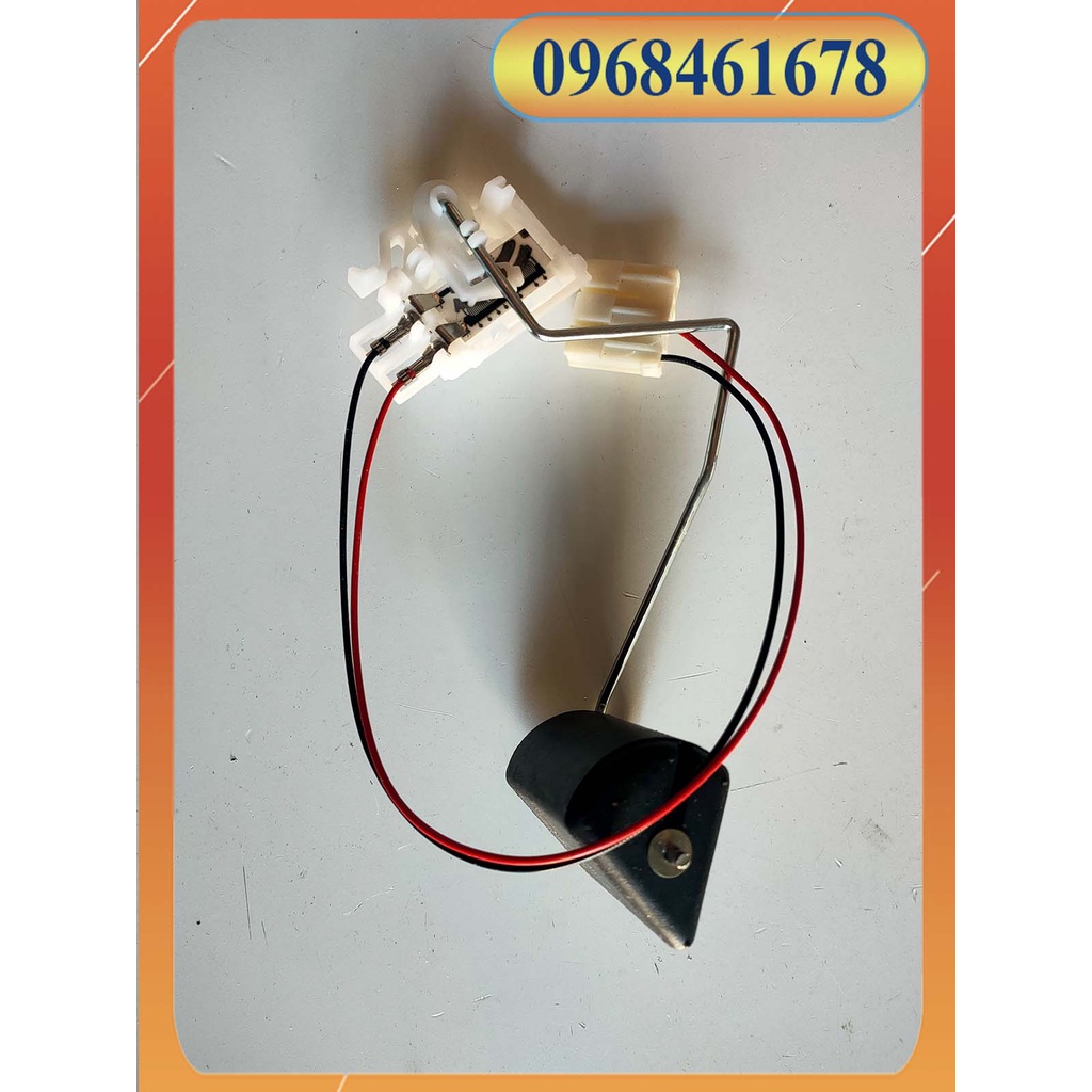 Phao báo xăng Innova, Fortuner