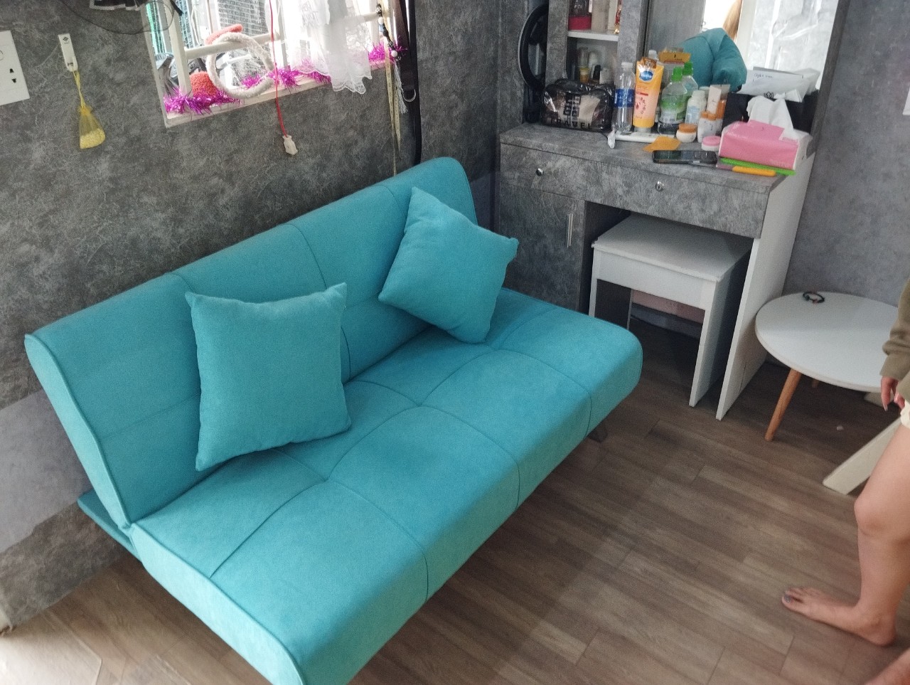 sofa bed 1m2 decor phòng nhỏ( sản phẩm chỉ bao gồm 1 ghế 1m2 ko kèm bàn và ghế đôn)