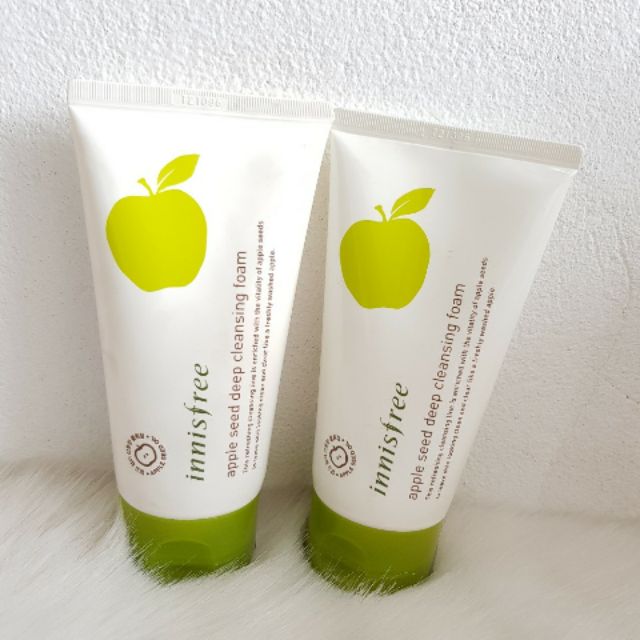 sữa rửa mặt innisfree chiết xuất táo