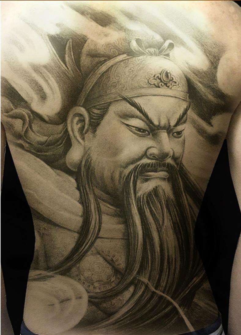 [HCM]Hình xăm dán quang công chem đầu rồng kín lưng