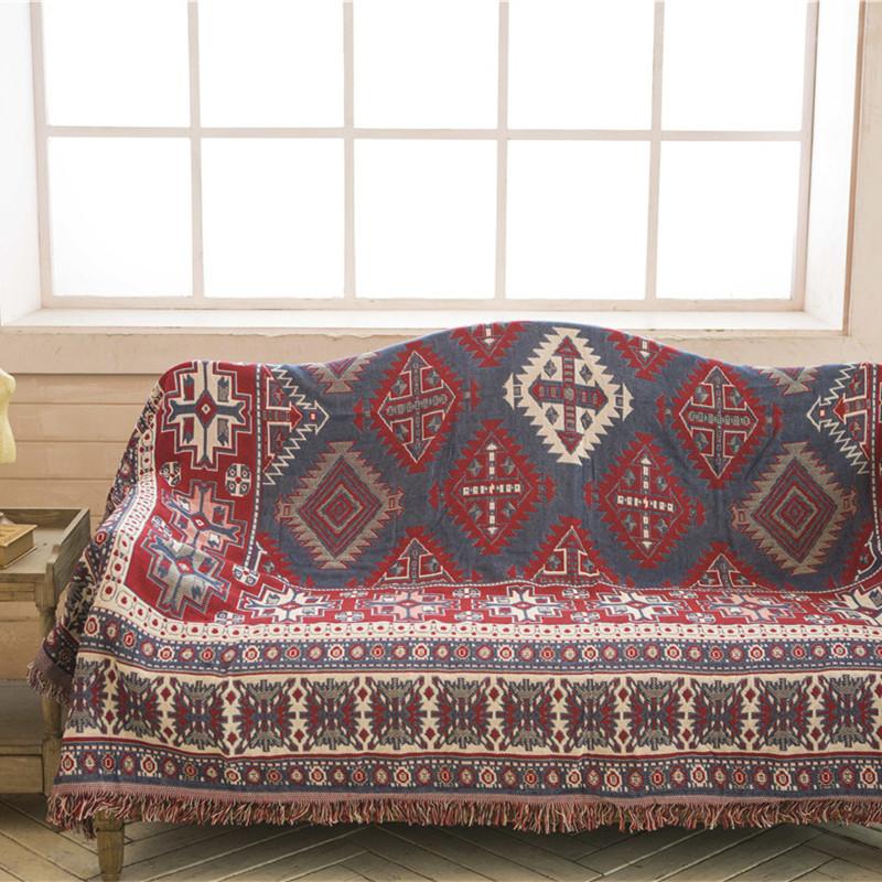 [HCM]Thảm Phủ Sofa Trang Trí Thổ Cẩm Hoa Văn Đỏ Hồng