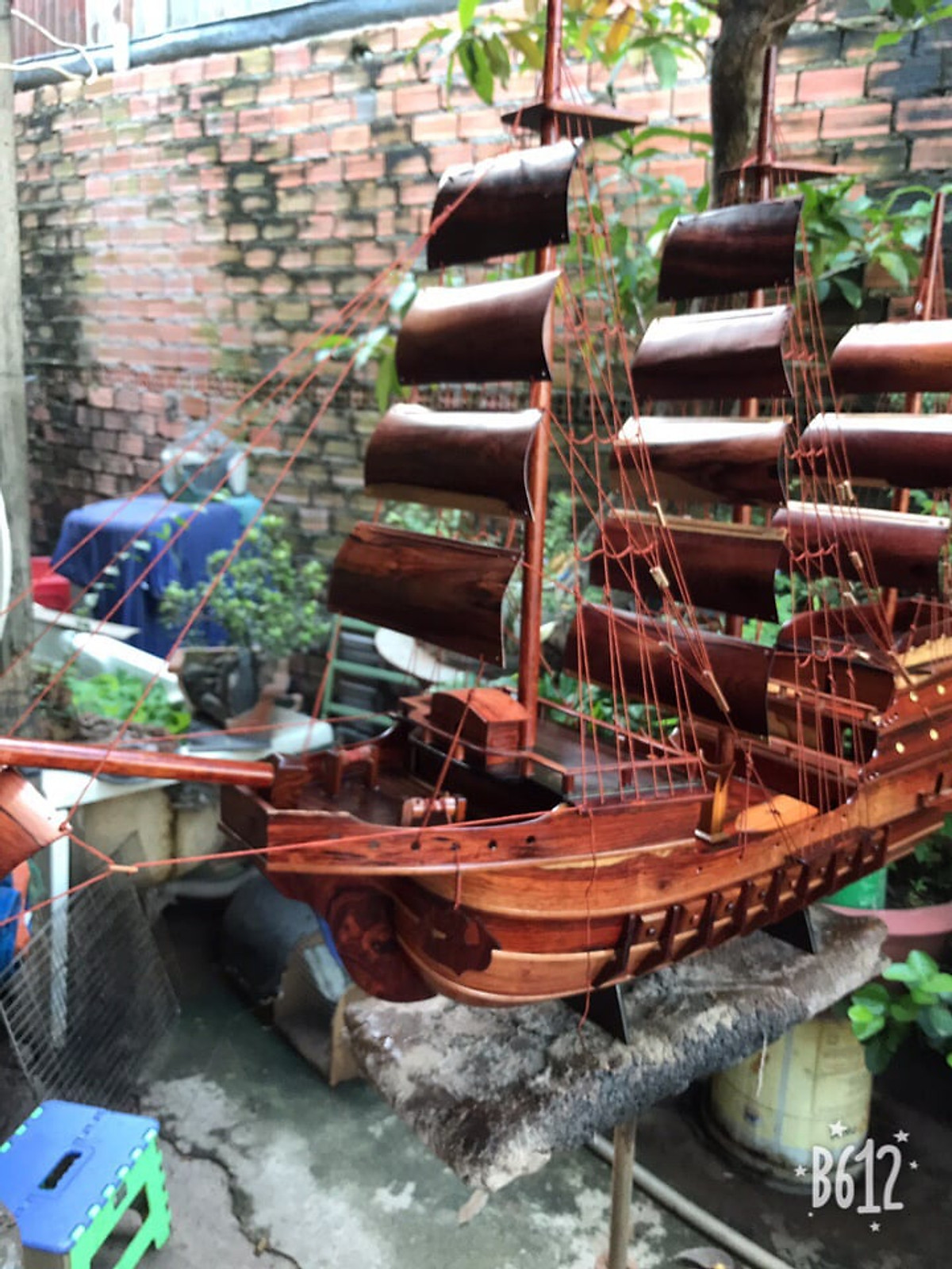 Thuyền buồm gỗ cẩm - - dài 80