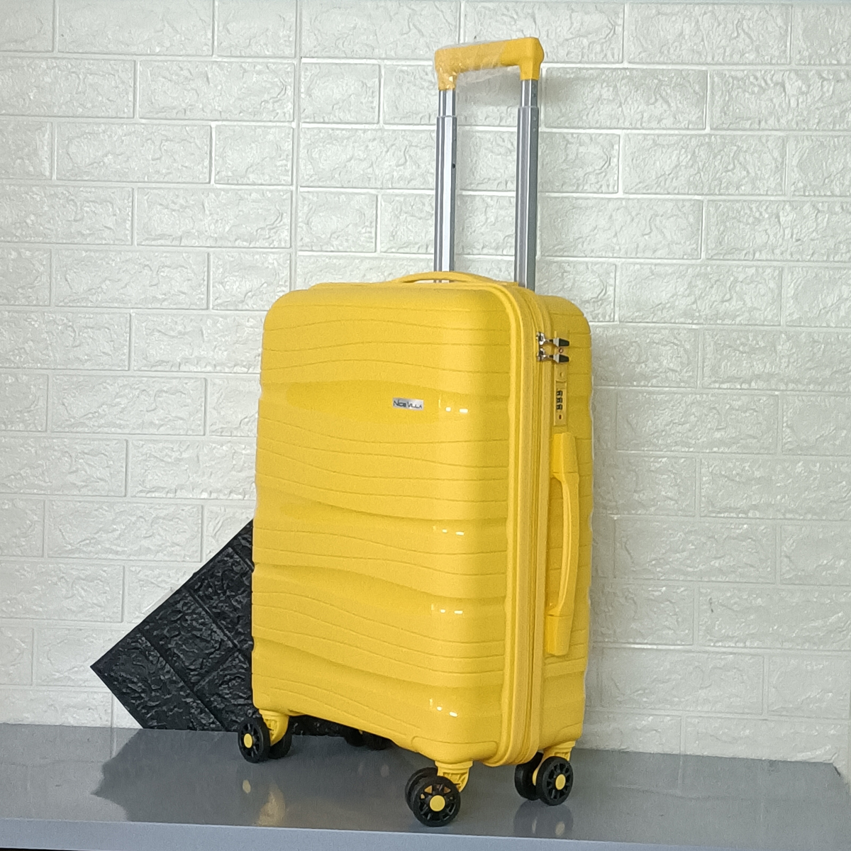 Vali NiceVilla Nhựa Dẻo PP Chống Sốc 20inch và 24inch
