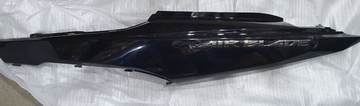 [HCM]CẶP ỐP SƯỜN TRÁI - PHẢI HONDA AIR BLADE 2013