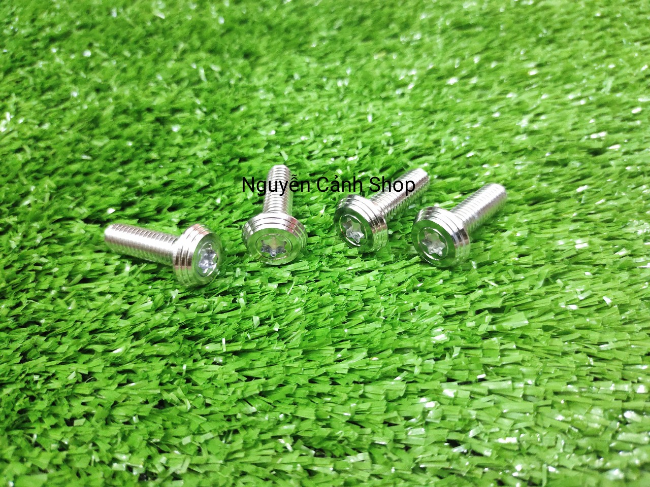 Ốc đĩa salaya inox cho xe máy 4 con