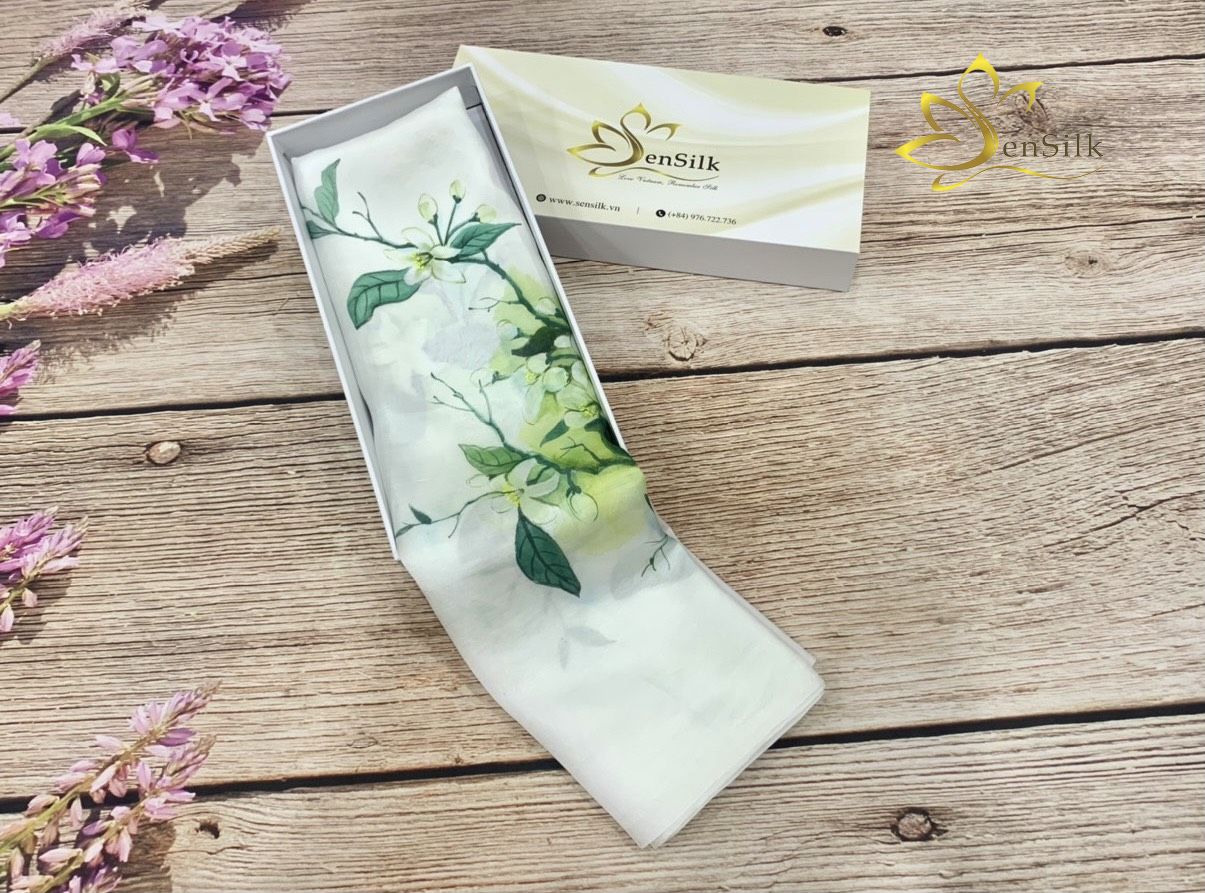 Khăn Lụa Tơ Tằm Vẽ Tay Hoa Bưởi, Khăn Lụa Vuông Cao Cấp, Khăn Lụa Đẹp, Tơ Lụa Bảo Lộc 75x75cm