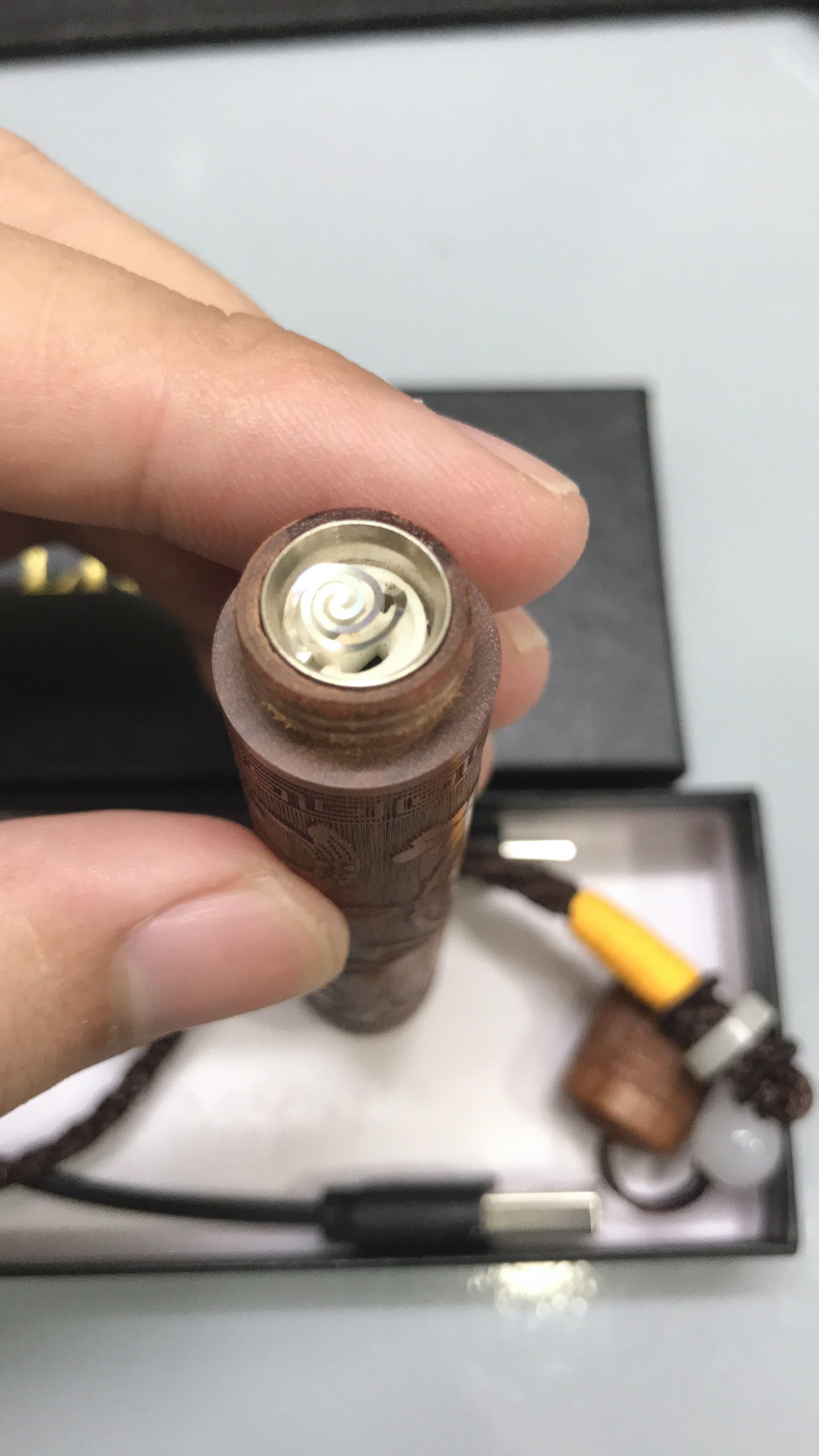 (BẬT LỬA ĐỘC LẠ) HỘT QUẸT BẬT LỬA ĐIỆN CHIẾT HỎA TỪ THỔI LỬA - 007SHOP (TẶNG KÈM DÂY SẠC)