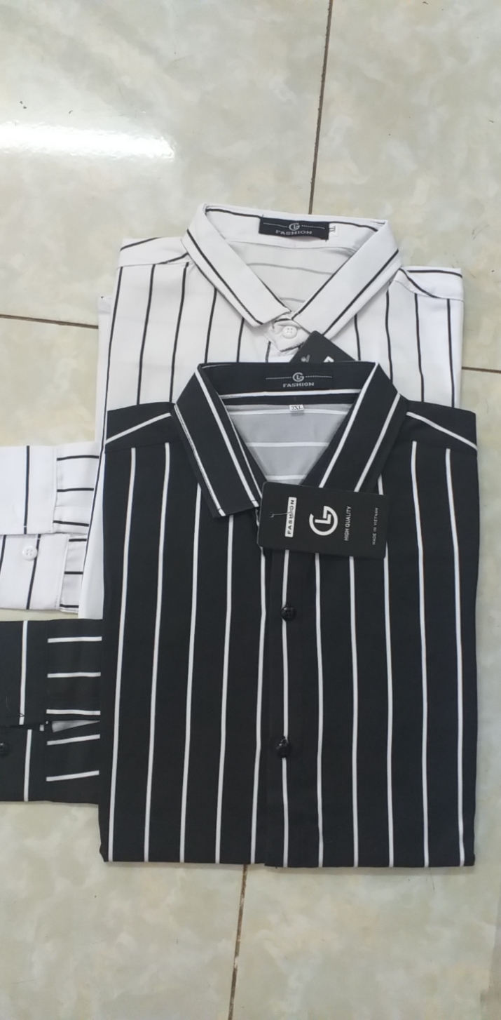 com bo 2 áo sơ mi nam kẻ sọc(đen + tráng)