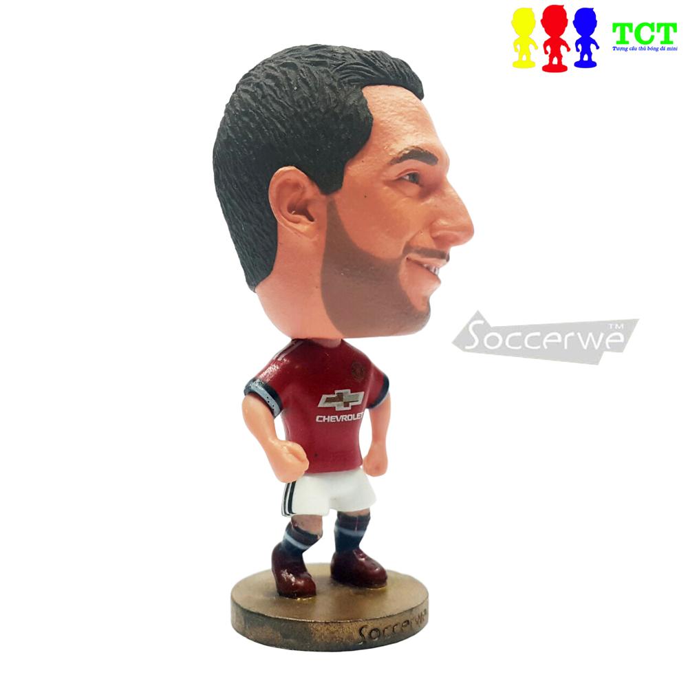 Tượng cầu thủ bóng đá Mkhitaryan MU