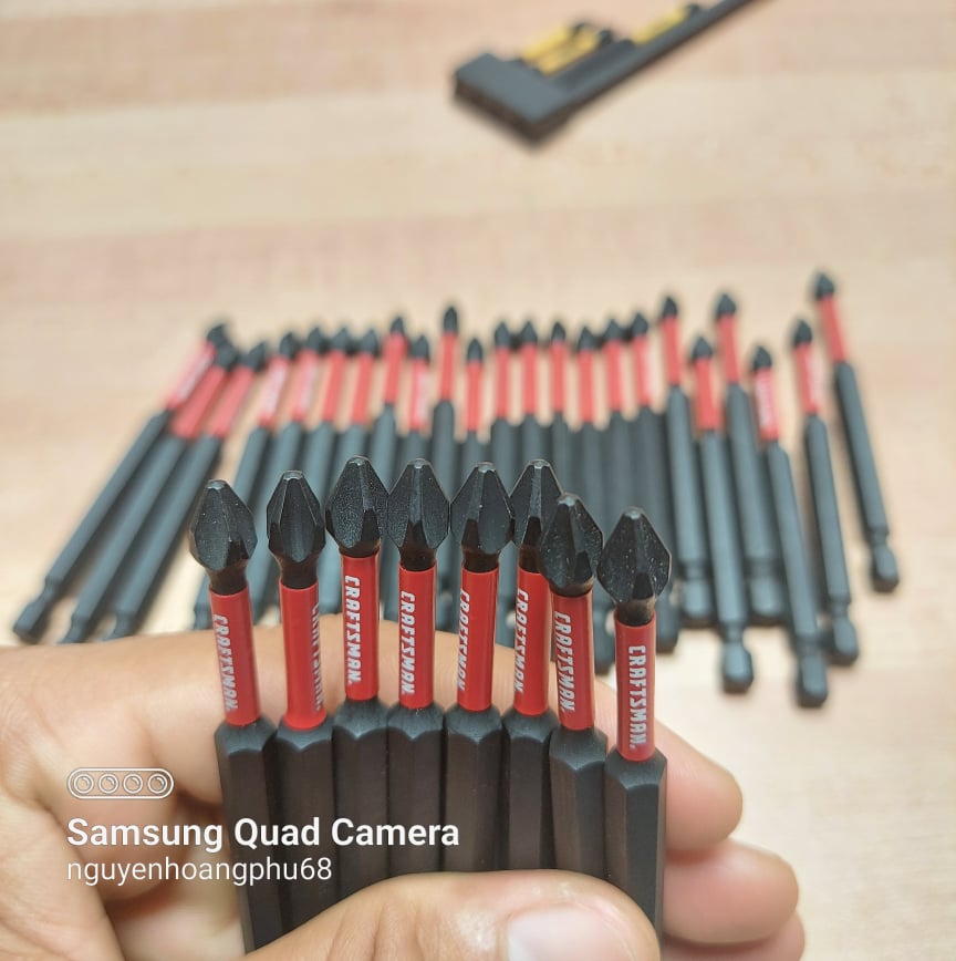 Một Mũi Vít CRAFTSMAN PH2 rất tốt sử dụng bền
