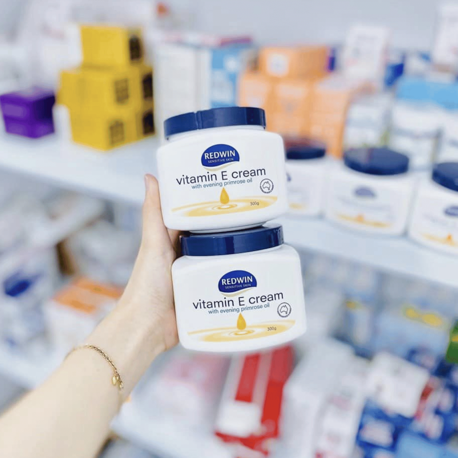 Kem Dưỡng Ẩm Đa Năng Redwin Vitamin E Cream Mẫu Mới