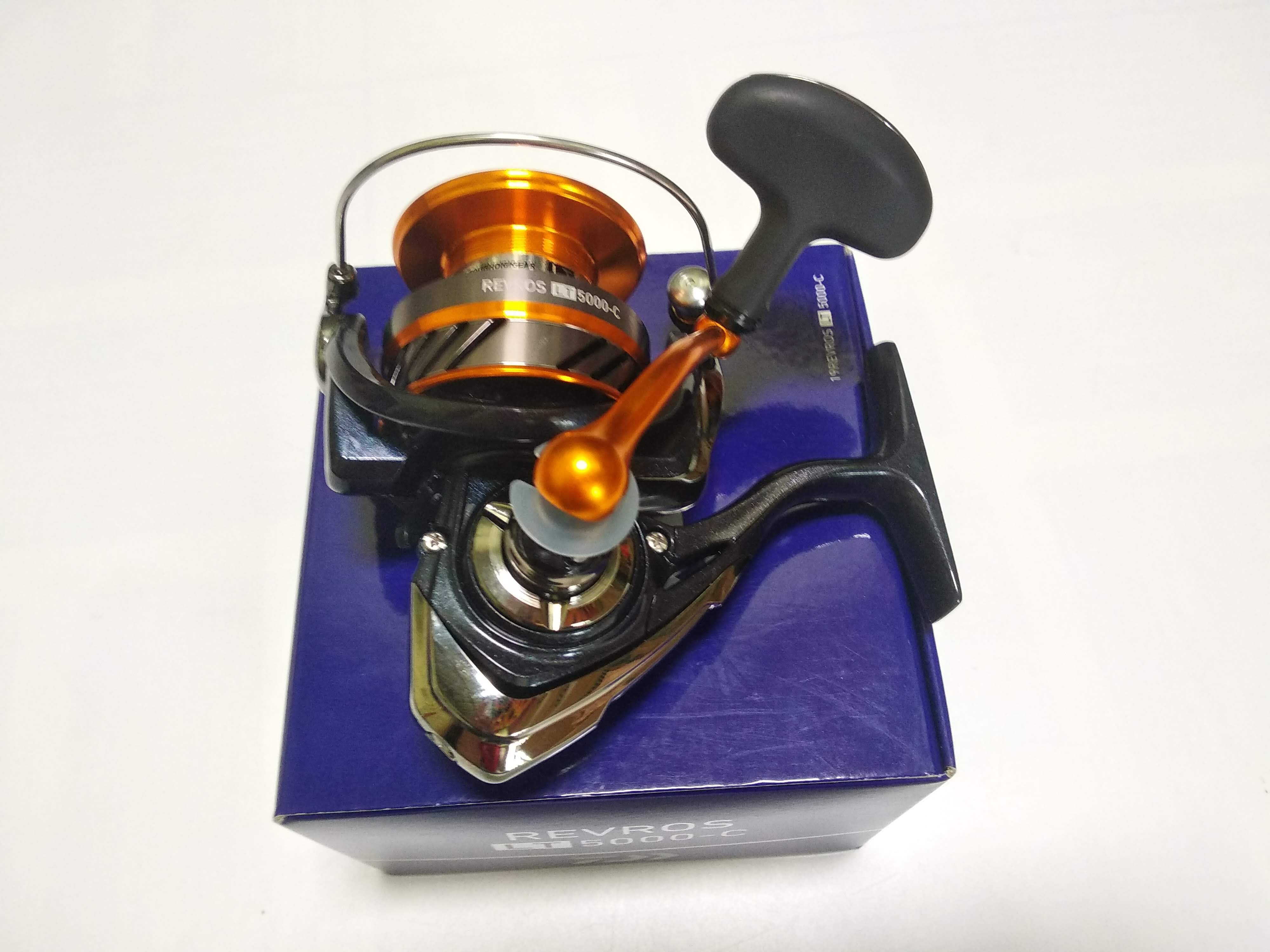 Máy câu cá Daiwa CrossFire LT5000-C