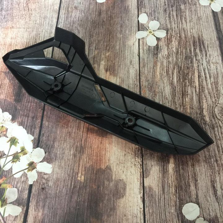 [ƯU ĐÃI] Ốp pô xe Airblade 2016-2017 có vân Cacbon siêu chất