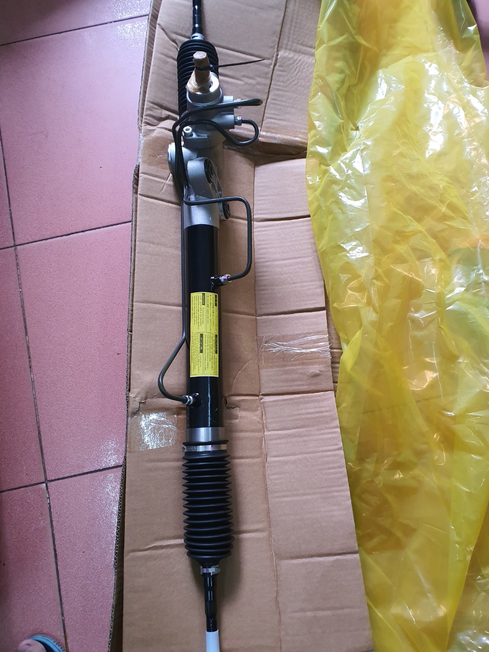 Thước lái Mitsubishi Jolie