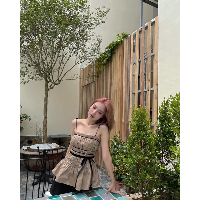 áo Molly Peplum Top 2 dây phối dập ly