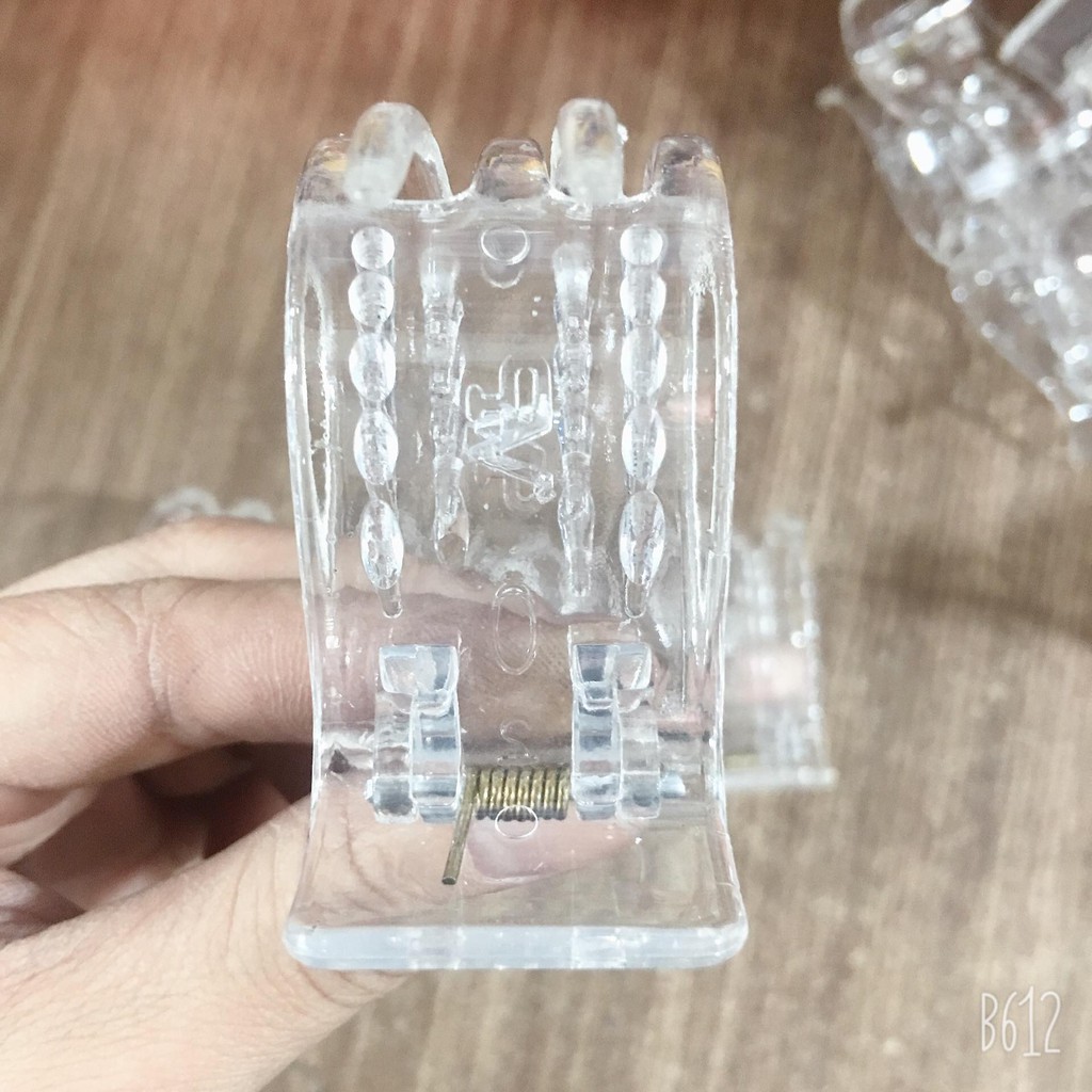 Kẹp Tóc càng cua 5 răng trắng trong .