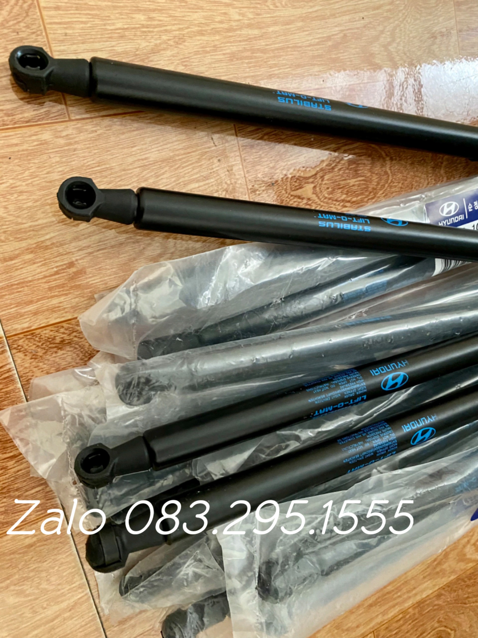 ty chống cốp Getz ( giá 1 đôi , ty chống cửa hậu / HQ )