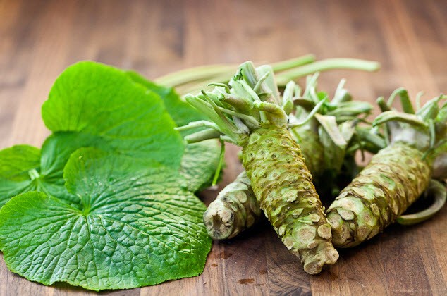 MÙ TẠT CAY WASABI CHẤM HẢI SẢN