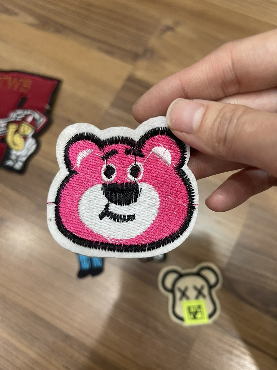 Miếng Sticker Thêu Ủi hình gấu cao cấp