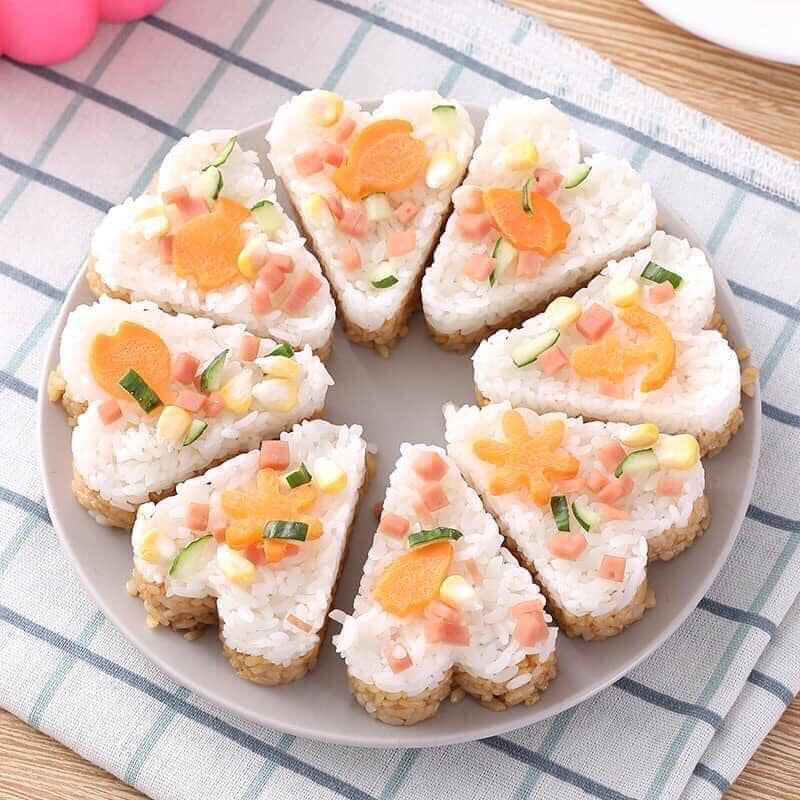 KHUÔN XÔI TÁCH MIẾNG SIÊU XINH