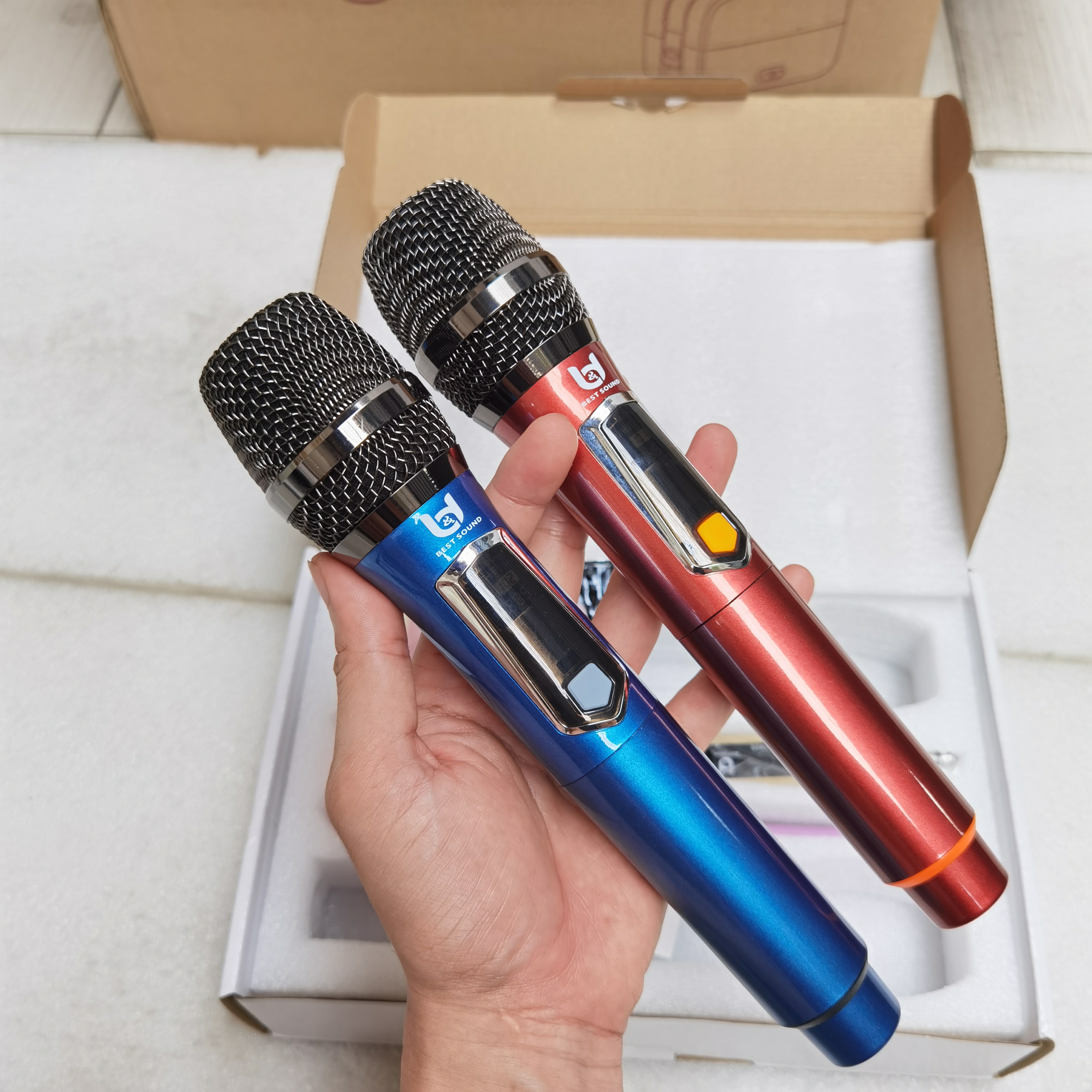 Micro Không Dây Pin Sạc Karaoke Ampli, Loa Kéo