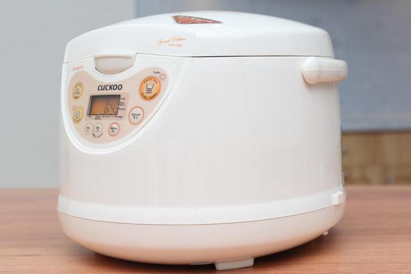 Nồi cơm điện tử Cuckoo CR-0821F 1.5 lít