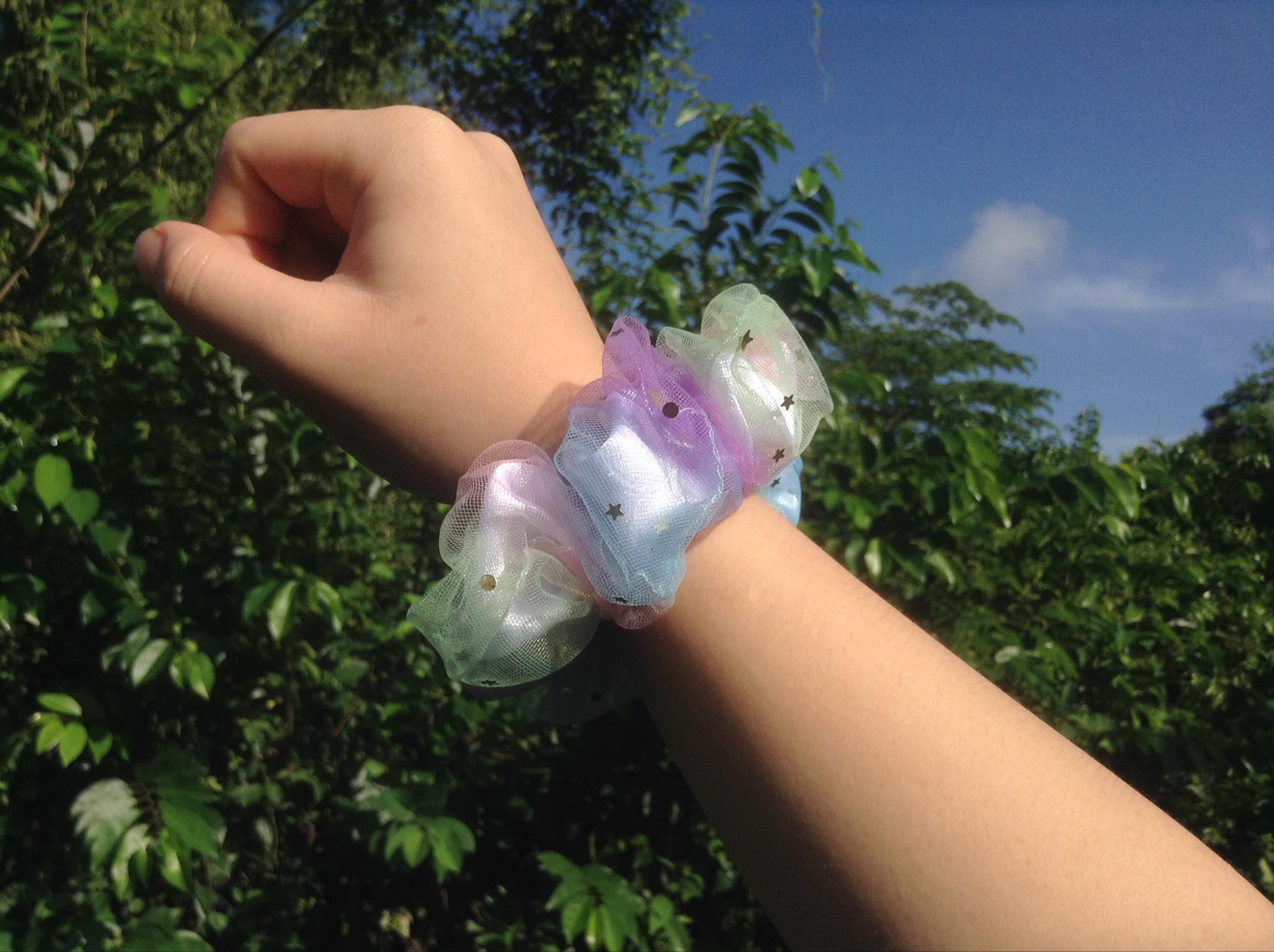 Scrunchies, crunchies màu galaxy độc đáo, đẹp