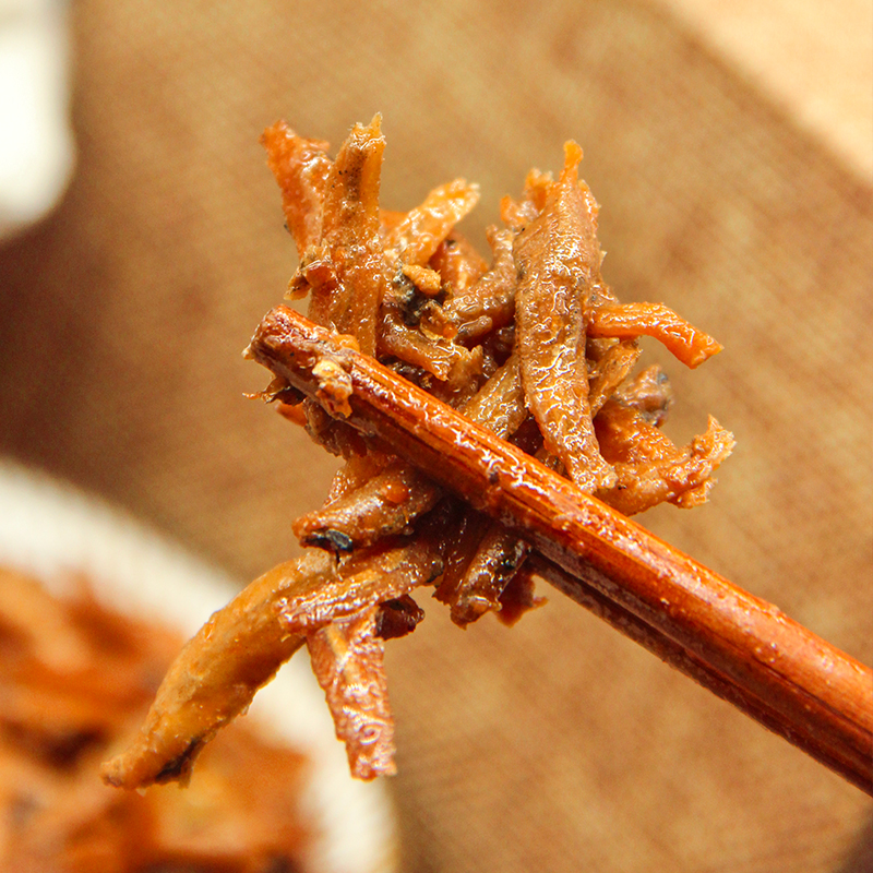 Cá Cay Hồ Nam Ăn Vặt Trung Quốc - Cá Cơm Cay Tẩm Vị Ăn Liền - Gói 12G - foody.taiwan