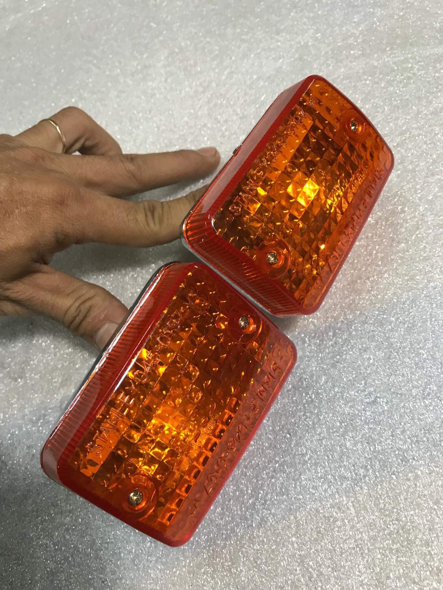 Good-product include 2 sets of front full-TRN signal for 1 bike