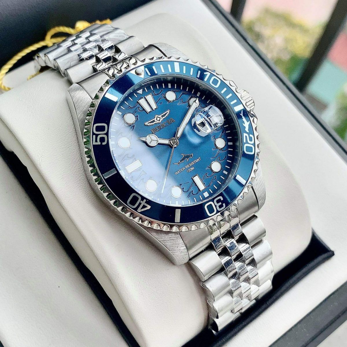 Đồng hồ thể thao nam Invicta 30610