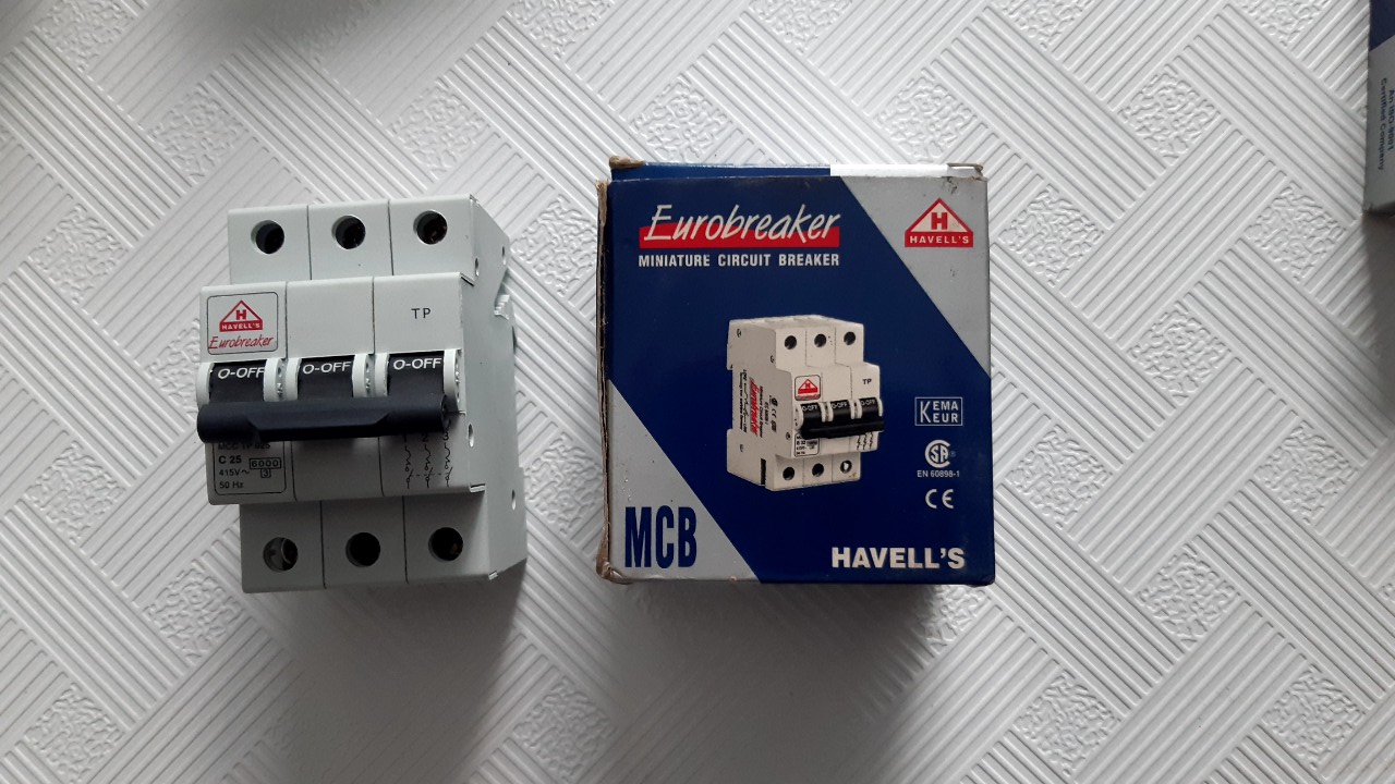[HCM]Cầu dao tự động - 3RICHARDS USA CO & CQ