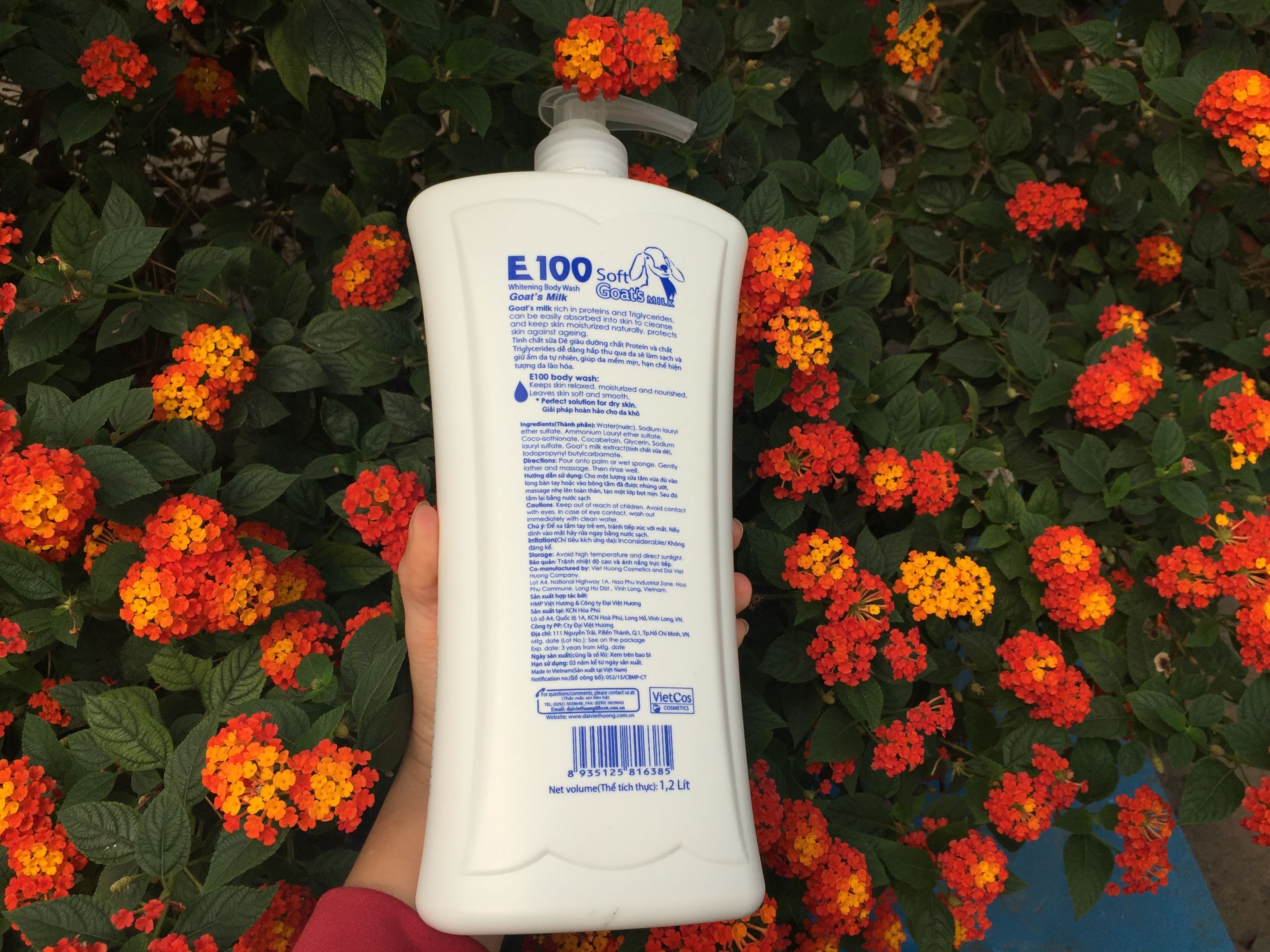 Sữa tắm Dê E 100 trắng da 1200 ml ngừa lão hóa da