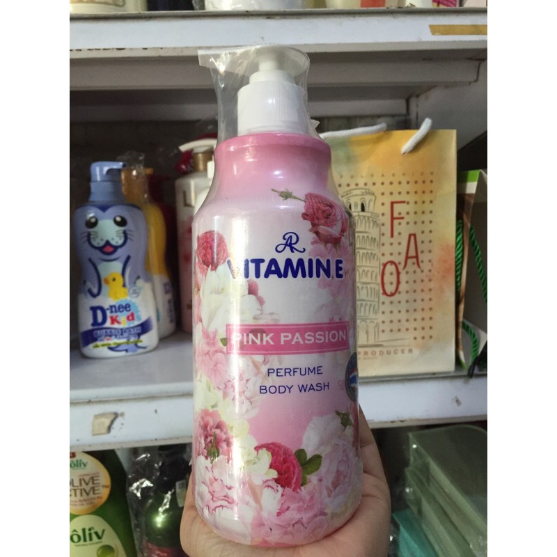 Sữa Tắm Dưỡng Ẩm Trắng Da Vitamin E Thailand
