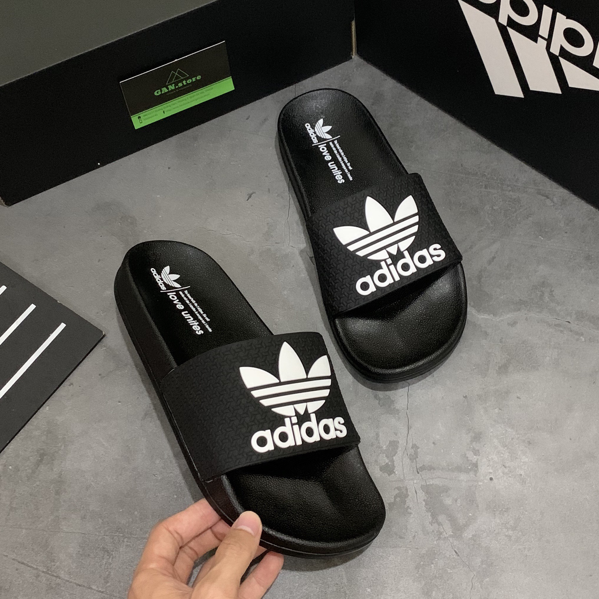 [HCM]DÉP ADIDAS ADILETTE ĐEN LOGO 3 LÁ - DÉP FULL BOX