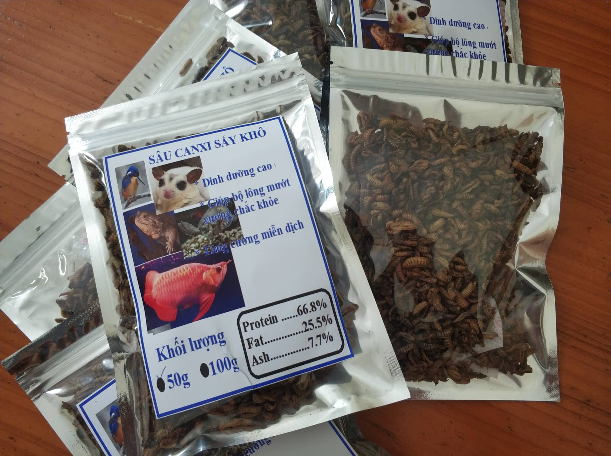 Sâu canxi sấy khô thức ăn dinh dưỡng cao cho thú cưng , bò sát , cá cảnh