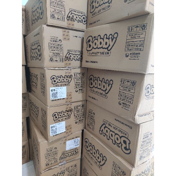 THÙNG 16 gói Khăn ướt Bobby 100 tờ/gói