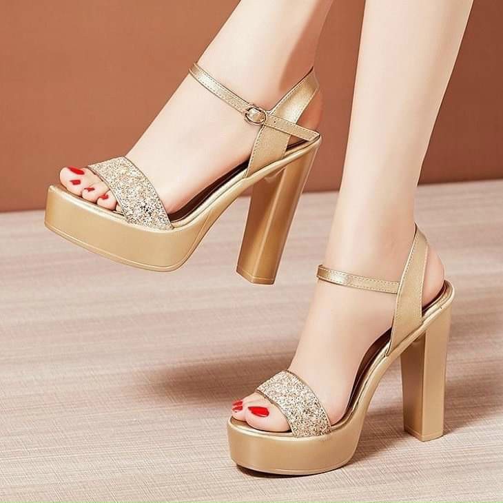 GIÀY SANDAL CAO GÓT ĐÍNH ĐÁ