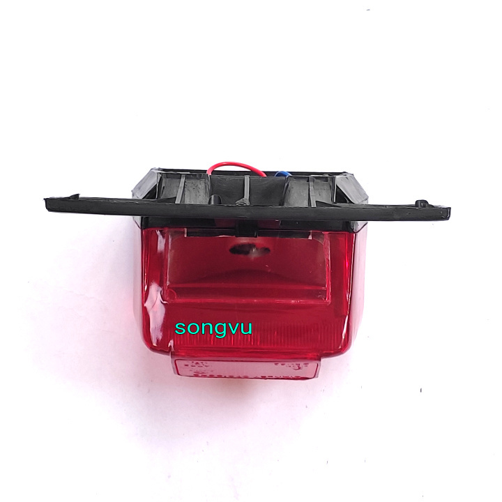 Bộ đèn hậu xe máy Cub 82 có bóng