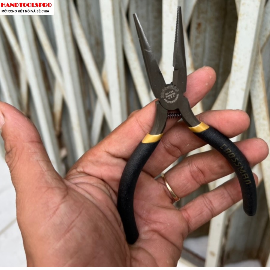 [Mã LIFE30K giảm 15% đơn 150K] Kìm nhọn đen 4-1/2 inch Crossman 95-104
