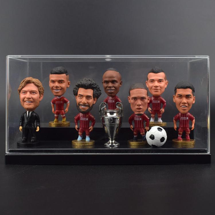 Tượng cầu thủ bóng đá CLB Liverpool