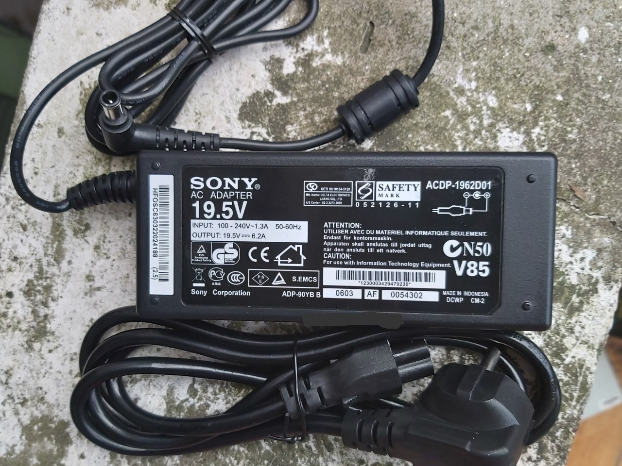 Nguồn adapter 19.5V-6,2A dùng cho tivi Sony