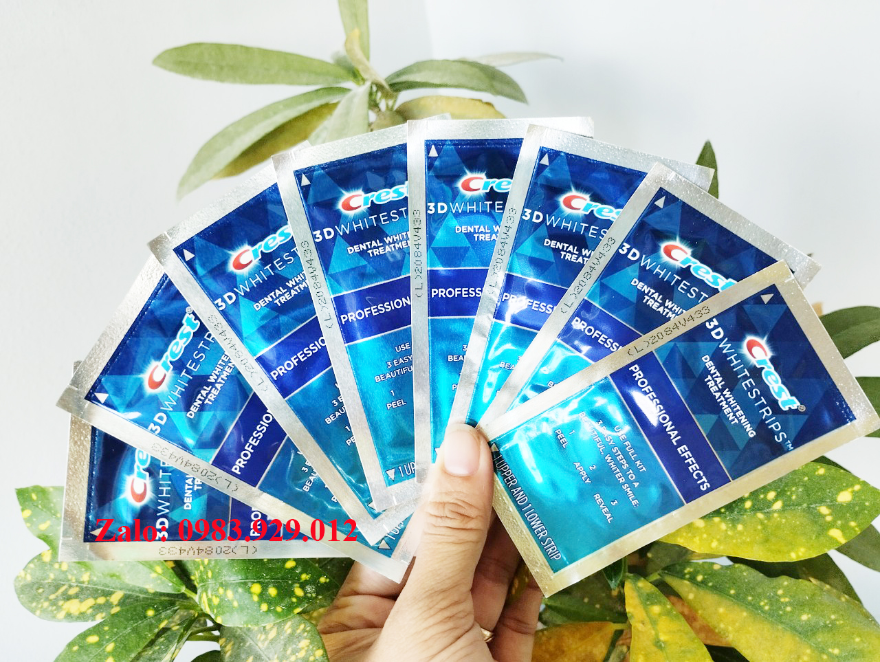 Miếng dán trắng răng Crest 3D White Professional Effects, 1 hour Express, Supreme Bright, Sensitive Bright, Vivid