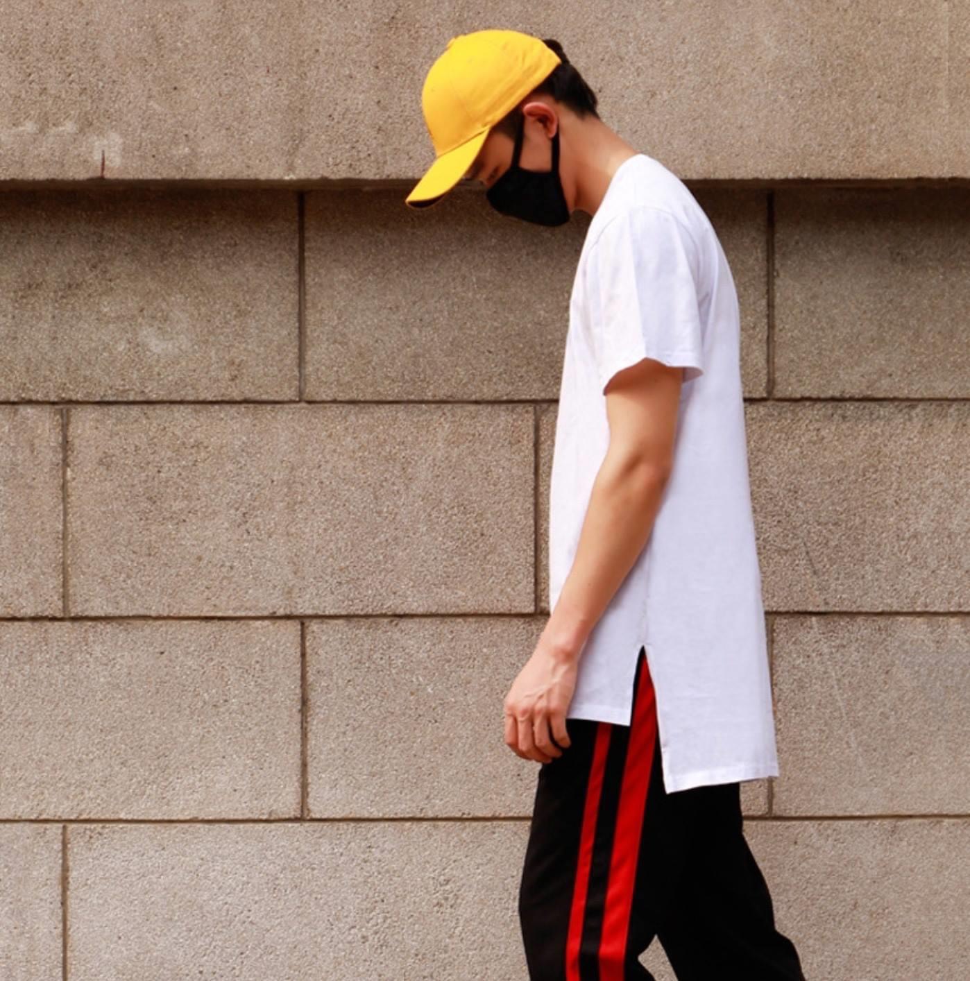 [Hoàn Tiền 15%] Áo Thun Longtee Layer Xẻ Tà Nam Nữ Đen Trắng Unisex