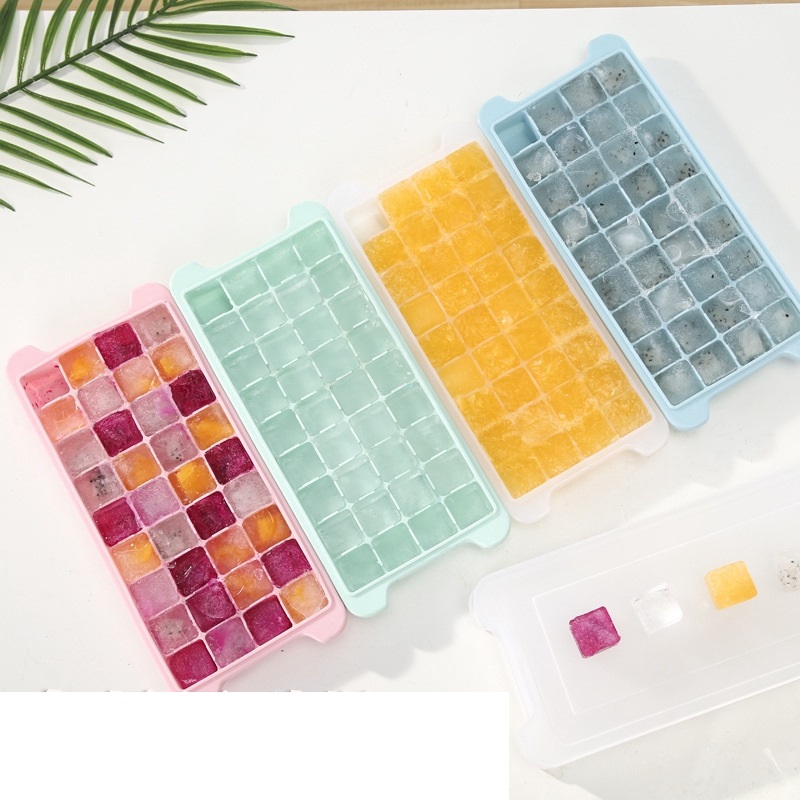 Khuôn làm đá viên, thạch rau câu cho trẻ em, socola tại nhà 36 ô chất liệu silicon dẻo siêu bền, an toàn cho người dùng, nắp đậy bằng nhựa cứng đẹp, xếp chồng lên nhau trong tủ lạnh tiết kiệm diện tích