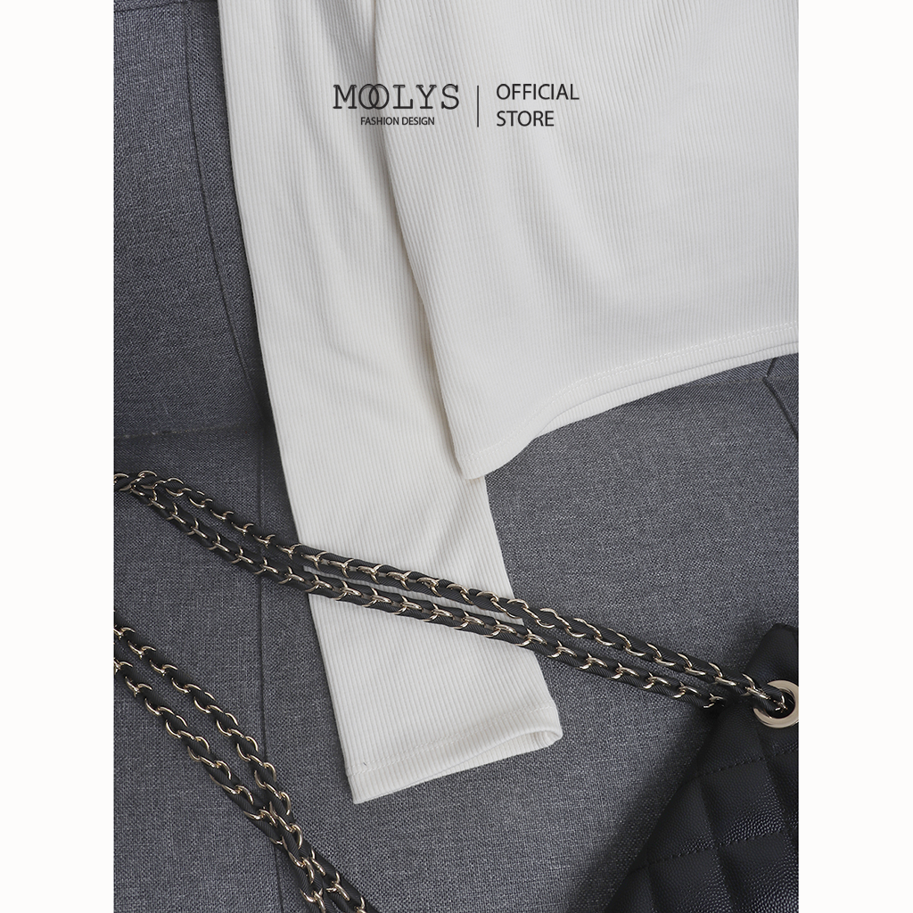 Áo crop top MOOLYS basic, cổ vuông, dài tay MC013