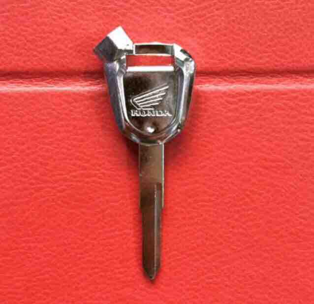 Phôi chìa khoá hợp kim INOX cho xe WINNER , PCX