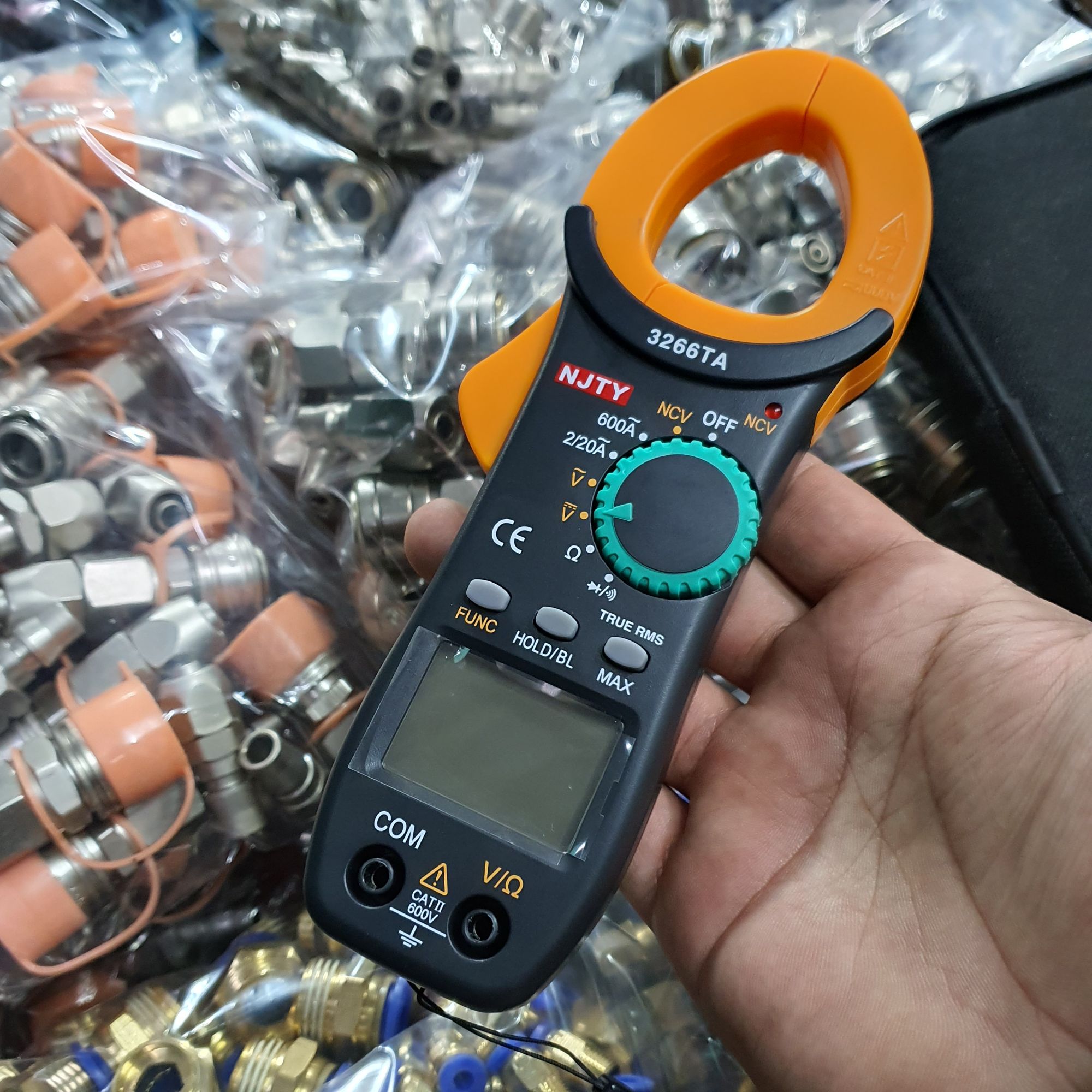 Ampe kìm kẹp dòng NJTY 3266TA