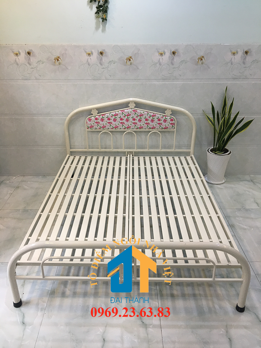 Giường sắt Đại Thành ngang 1m6 dài 2m màu (kem, xanh) kiểu dáng hiện đại sang trọng hàng đẹp - Nội Thất Đại Thành