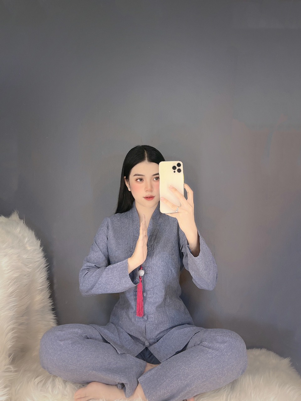 ĐỒ LAM ĐI CHÙA MẪU LA HÁN NỮ