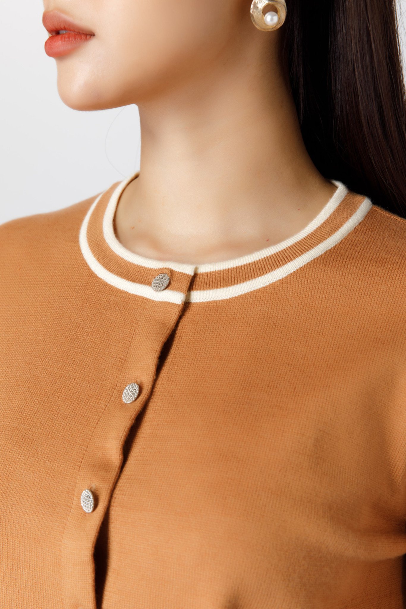 Áo khoác len viền màu nữ IVY Moda MS 77B8825